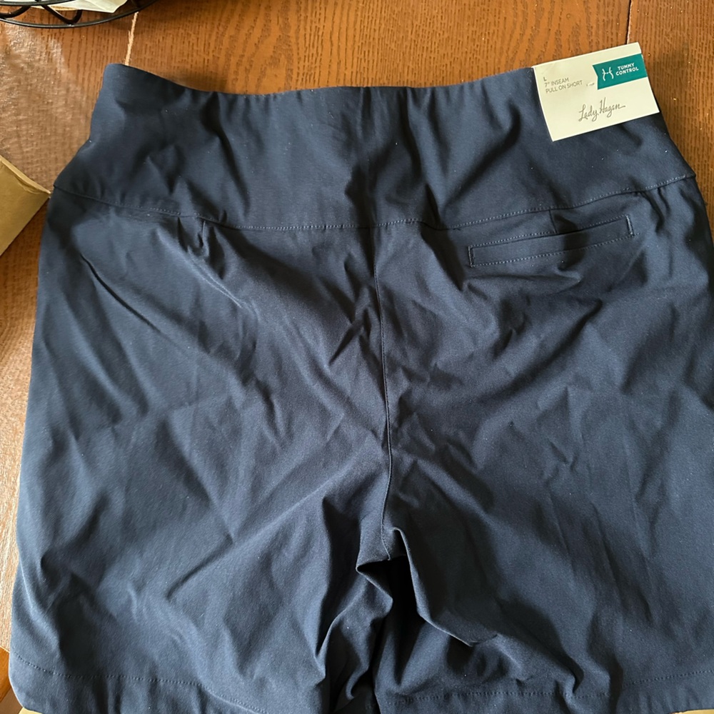 Women’s golf shorts
